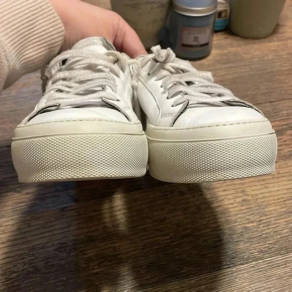 P448 White‎ Leather Sneakers Low Top Casual Shoes Silver Trim Size 36 - Picture 6 of 8